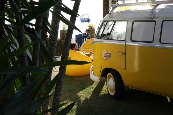 A Kombi Retrô percorreu várias praias do litoral paulista (Foto: Divulgação/Lipton Icea Tea). 