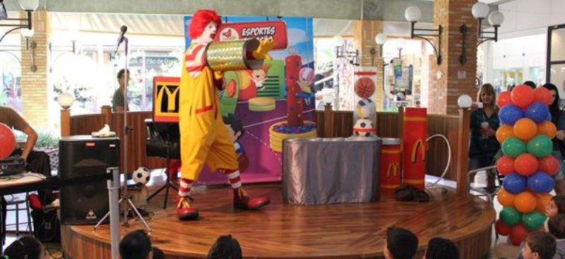 Justiça reconhece que McDonald's realizou prática ilegal de publicidade infantil