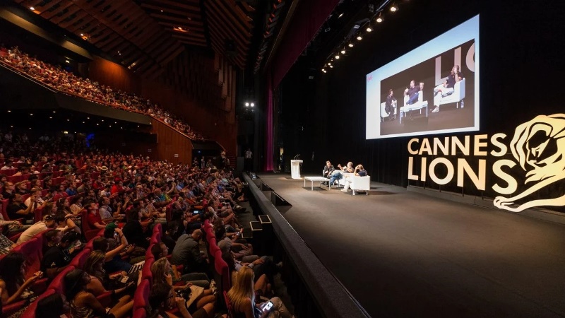 Cannes Lions tem esperança de realizar um evento ao vivo