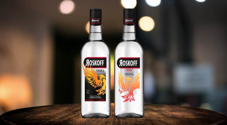 Vodka Roskoff convida consumidor para escolher seu novo rótulo