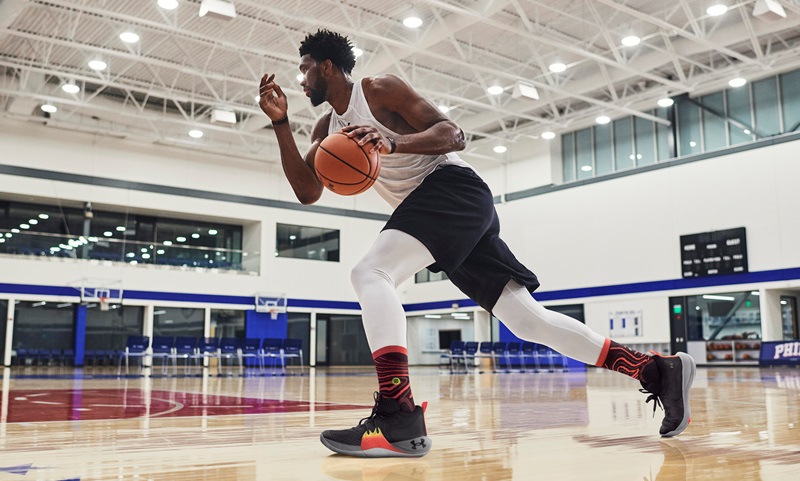 Under Armour traz ao Brasil primeiro tênis assinado por Joel Embiid