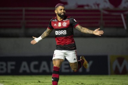 Flamengo segue o líder