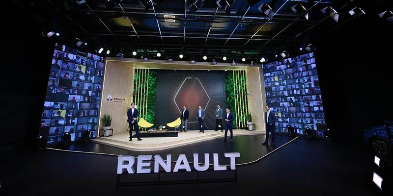 VP de Mkt da Renault comemora evento híbrido da marca