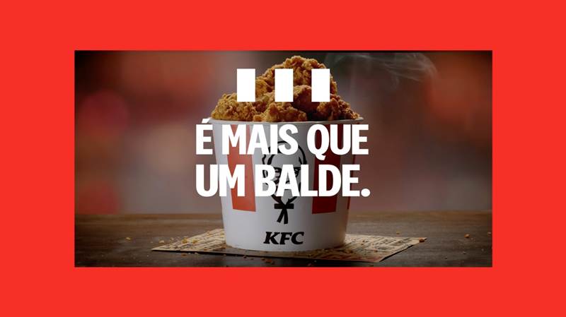 KFC celebra o balde, ícone da rede no mundo KFC celebra o balde, ícone da rede no mundo