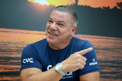 Cleiton Feijó apresenta novo produto para o trade: F1 Experiences