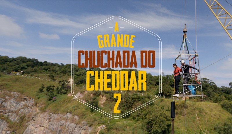 Méqui cria versão bungee jump da grande chuchada do cheddar