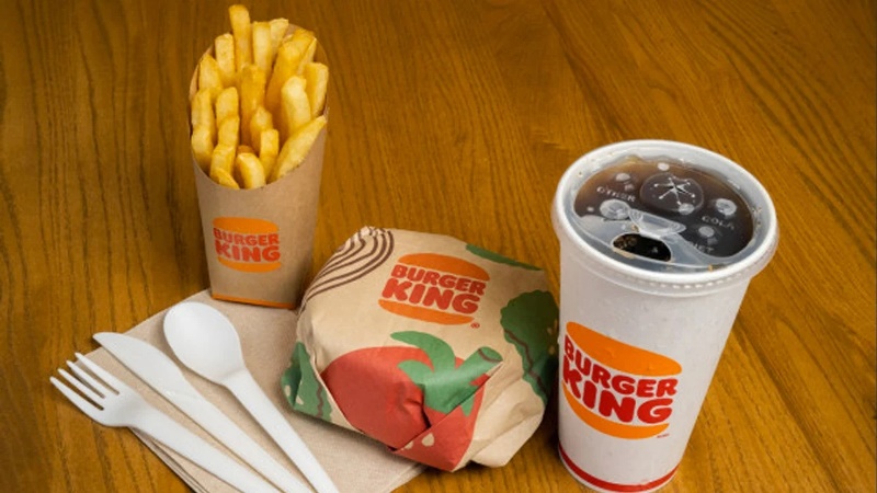 Burger King começa a testar o uso de embalagens sustentáveis