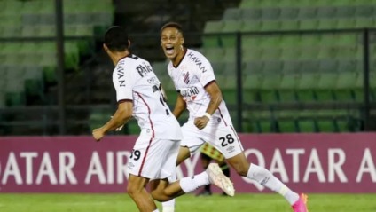 Athletico segue na briga pela vaga na Sul-Americana