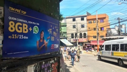 TIM remunera moradores de comunidades do Rio e BH