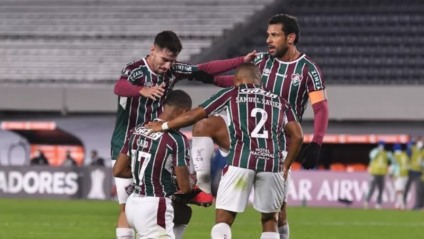 Fluminense avança em primeiro na Libertadores