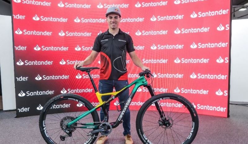 Santander é a nova patrocinadora de Henrique Avancini