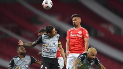 Inter empata e garante o 1º lugar do grupo na Libertadores