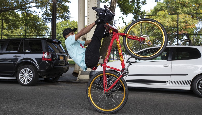 Vans e SE Bikes celebram a cultura da bicicleta e das ruas 