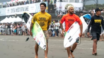 Medina, Italo e Tati estreiam com vitória no ISA Games