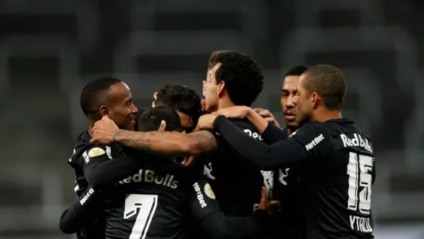 Bragantino vira sobre o Corinthians e se mantém invicto no Brasileirão