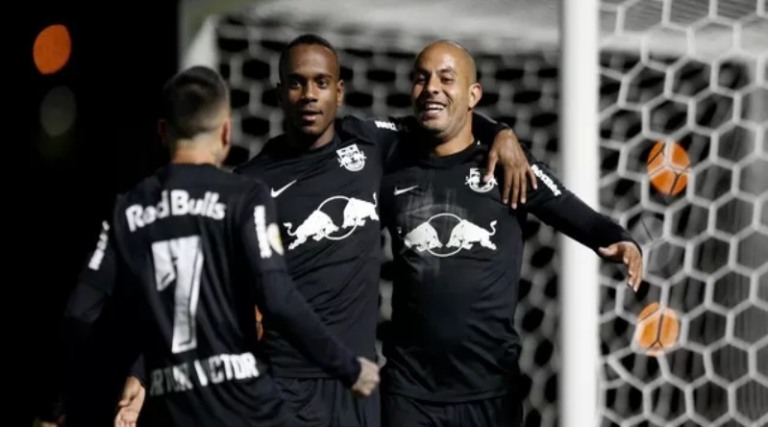Bragantino segue 'batendo' nos grandes do Brasileirão