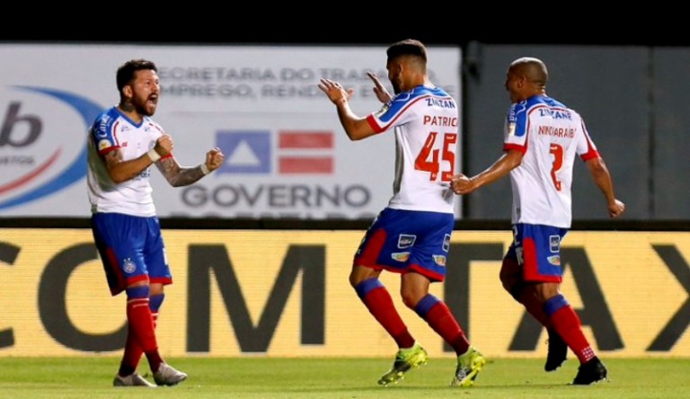 Bahia tira invencibilidade do Athletico e entra no G4