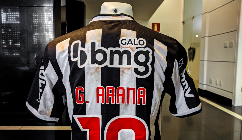 Play For a Cause e Galo vão sortear camisa ensanguentada Play For a Cause e Galo vão sortear camisa ensanguentada