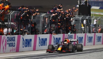 GP da Áustria: Verstappen dispara na liderança