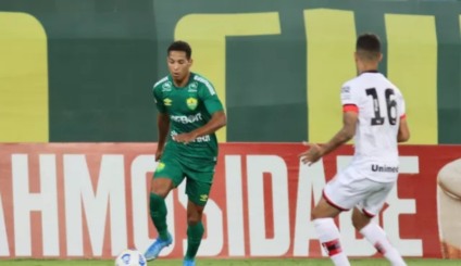 Cuiabá bate o Atlético-GO e sai da Zona de Rebaixamento