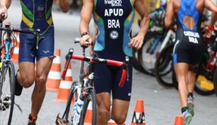 Santos retoma competições esportivas com evento-teste de triathlon