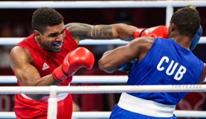Abner Teixeira fica com o Bronze no peso pesado do boxe