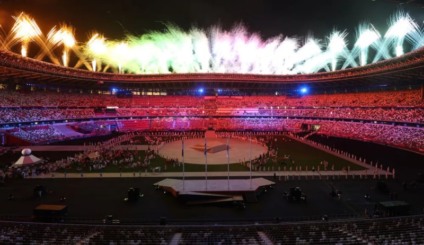 Tóquio se despede dos Jogos e entrega bastão para Paris