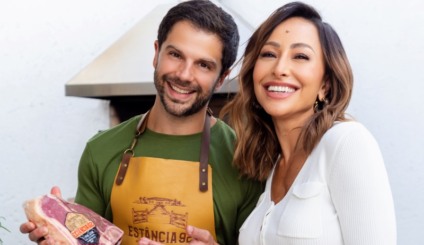 Sabrina Sato e Duda Nagle estrelam promo da Minerva Foods