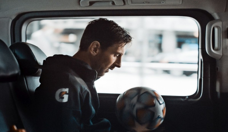 Gatorade homenageia carreira de Messi no Barcelona