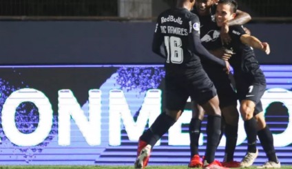 Com golaço de Artur, Bragantino avança na Sul-Americana
