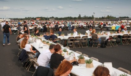 'Berlin Freedom Dinner' celebra a volta dos eventos 'Berlin Freedom Dinner' celebra a volta dos eventos