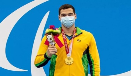 Gabriel Bandeira conquista 1º Ouro do Brasil nas Paralimpíadas 