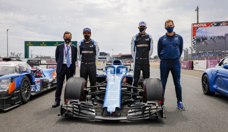 Alpine desfila nas 24 Horas de Le Mans