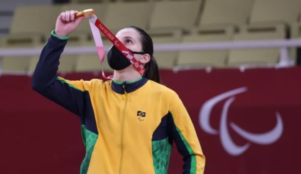 Alana Maldonado conquista Ouro inédito nas Paralimpíadas