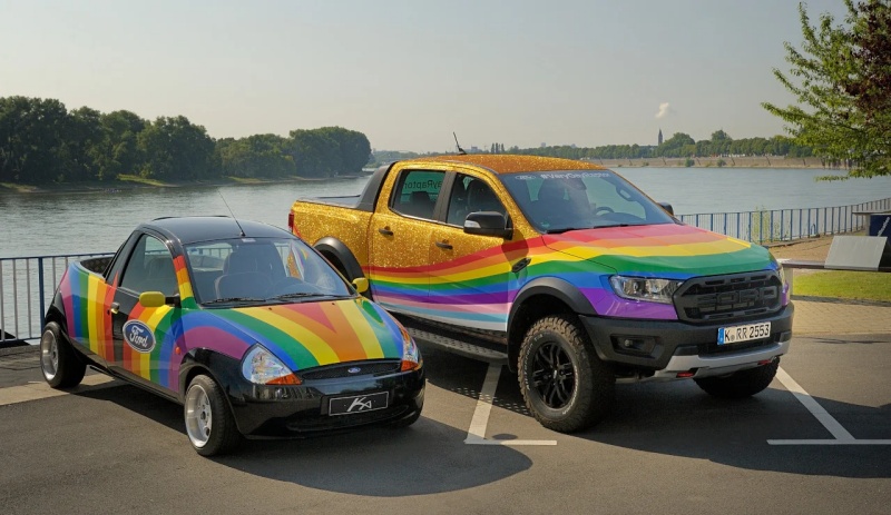 Ford troca cor de carro em combate à homofobia