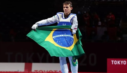 Nathan Torquato é ouro no parataekwondo