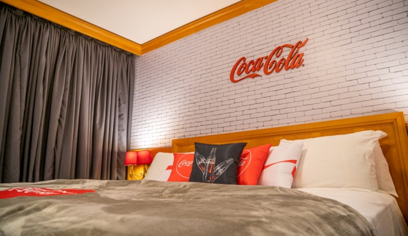 Coca-Cola Femsa Brasil inaugura quarto temático em Foz do Iguaçu