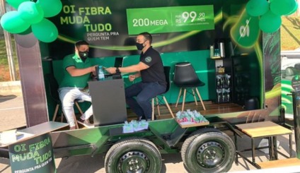 Oi ativa fibra ótica com loja itinerante