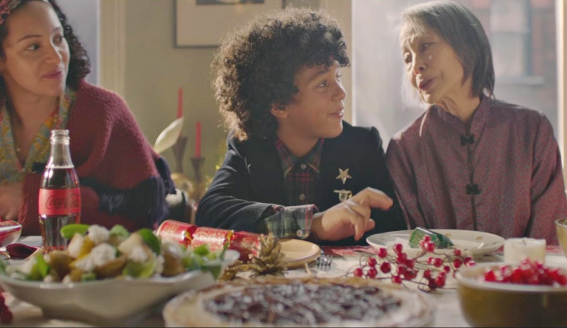 Reencontros marcam a campanha de Natal da Coca-Cola