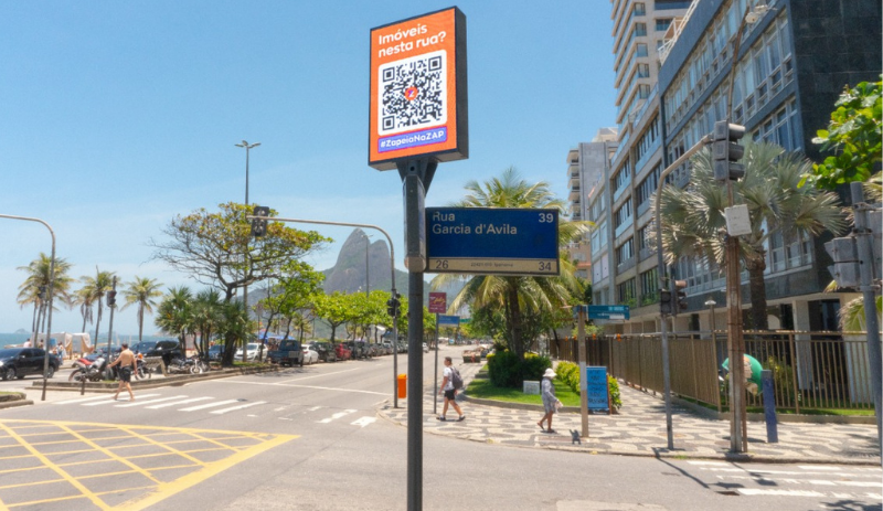 Zap inova em publicidade nas placas de rua digitais