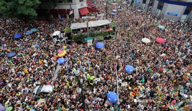 Receio da pandemia faz cidades de SP cancelarem Carnaval