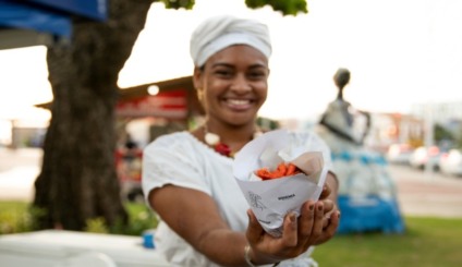 Bohemia celebra o Dia da Baiana do Acarajé com ação especial