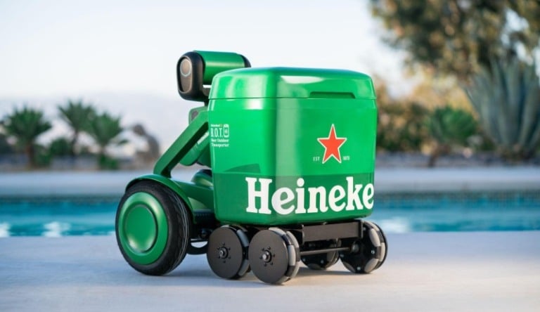 Robô da Heineken que foi sucesso nos EUA chega ao Brasil