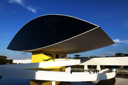 Cinco passeios turísticos gratuitos para descobrir Curitiba. – Na imagem, Museu Oscar Niemeyer. – Foto:Cesar Brustolin/SMCS (arquivo)