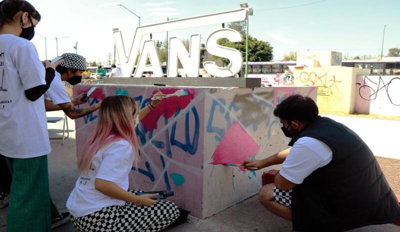 Vans faz balanço do Checkerboard Day anual