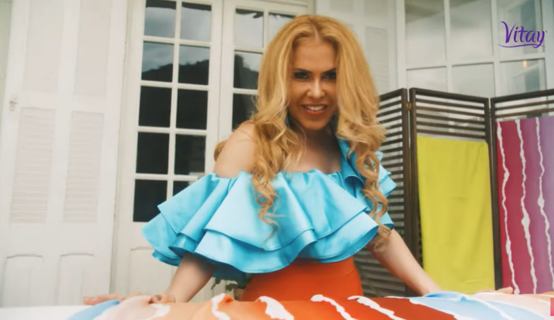 Joelma brilha em novas ações do Sistema Embelleze