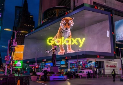 Samsung divulga o Galaxy Unpacked 2022 em outdoors pelo mundo