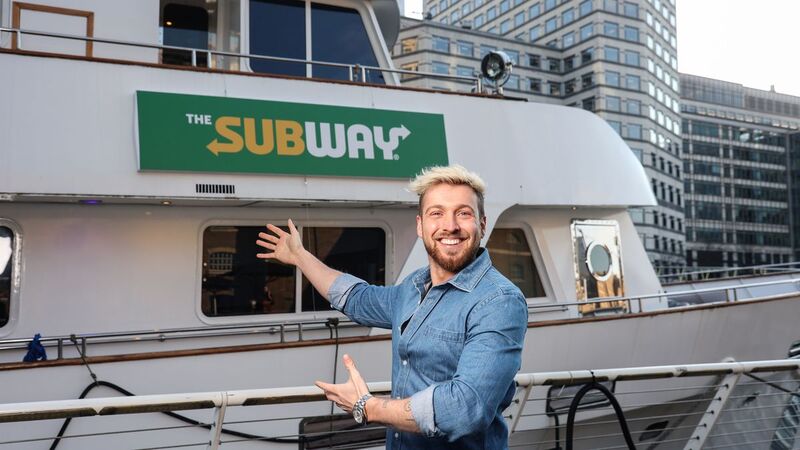 Subway inaugura restaurante pop-up dentro de iate em Londres