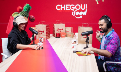 Gil do Vigor e iFood estreiam videocast ‘Cachorrada Cast’