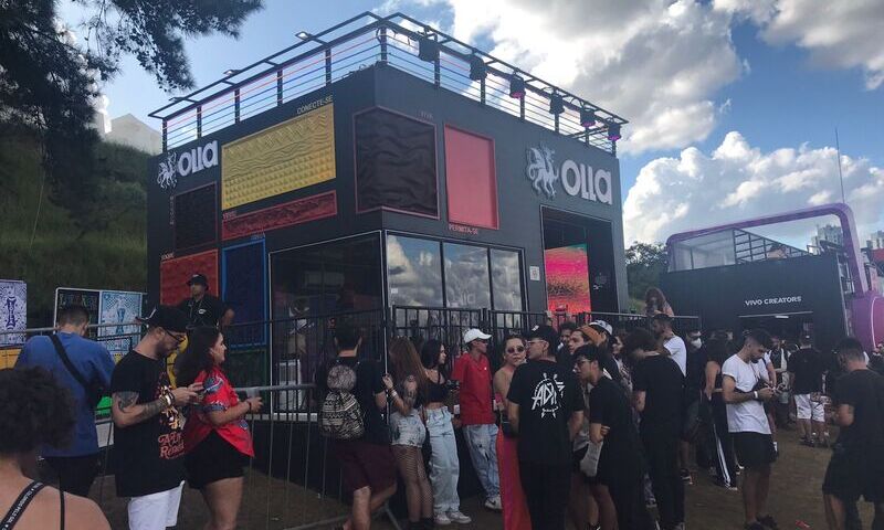 Olla faz ativação ‘Venha viver suas verdades’ no Lolla